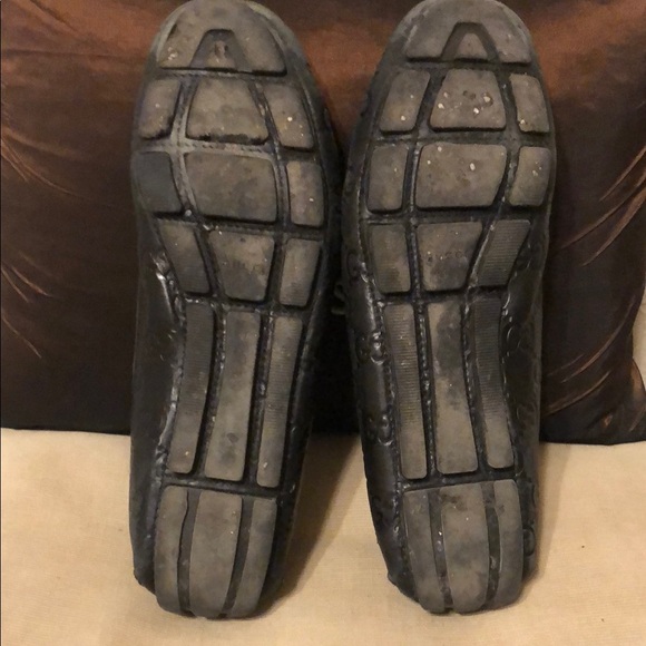 Authentic Gucci Black Loafers with metal hardware 36 - Picture 8 of 9